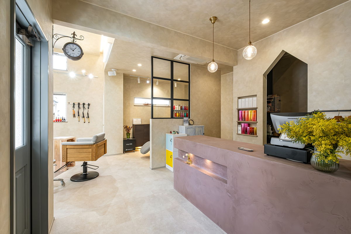 受付からカットスペース